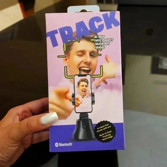 IJOY TRACK - Picture 1 of 4